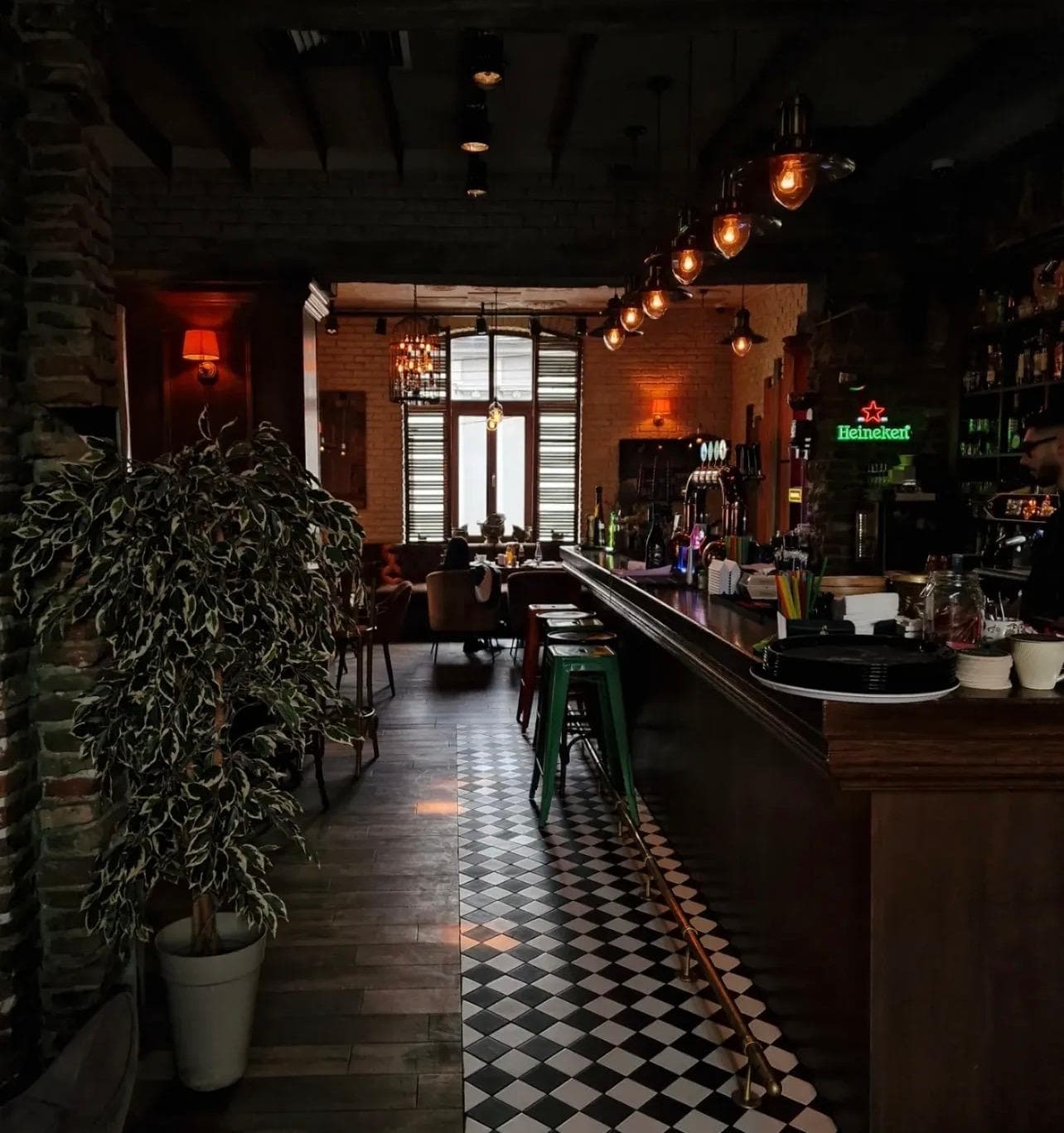 Big Ben restaurant interior